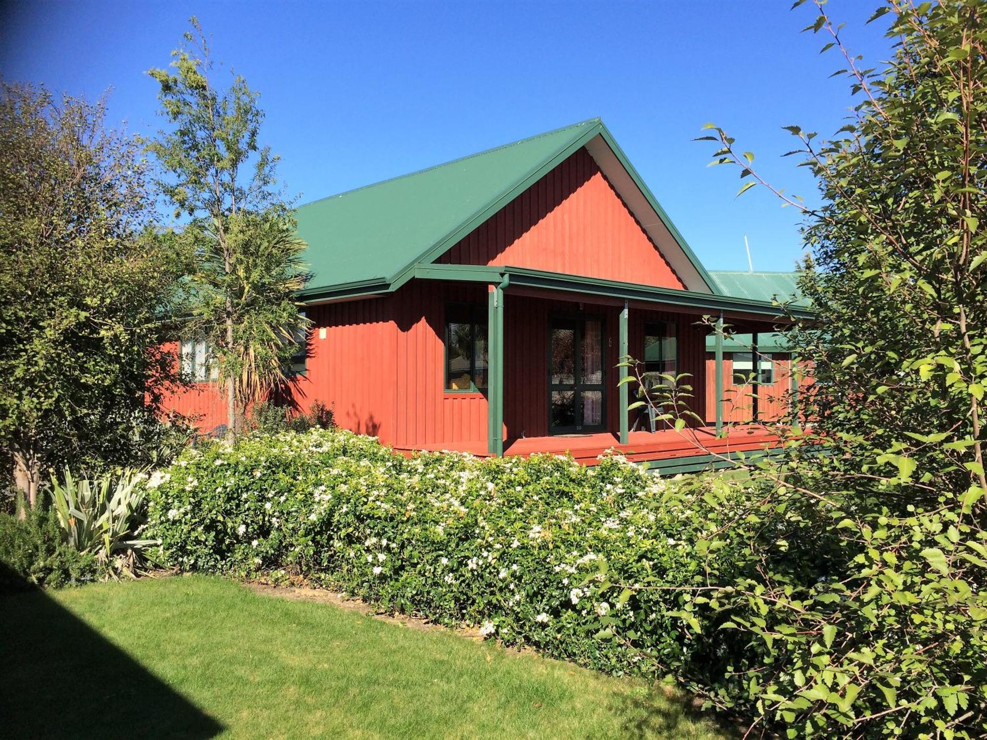 Cedar Chalets And Barkers Lodge Methven Szoba fotó