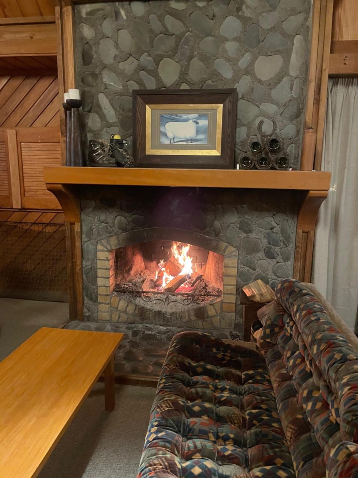 Cedar Chalets And Barkers Lodge Methven Kültér fotó