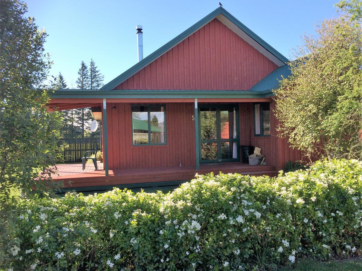 Cedar Chalets And Barkers Lodge Methven Kültér fotó