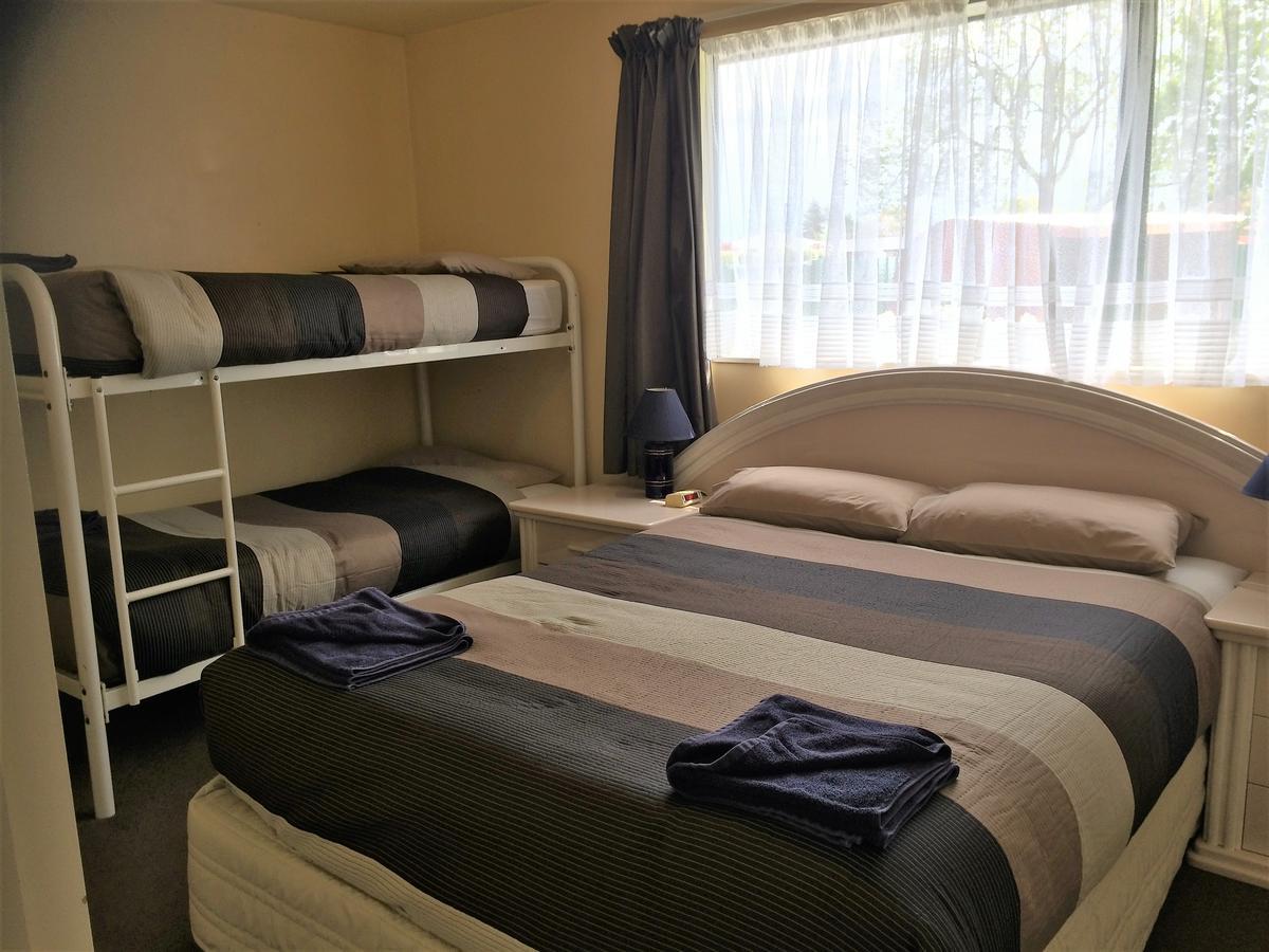Cedar Chalets And Barkers Lodge Methven Kültér fotó